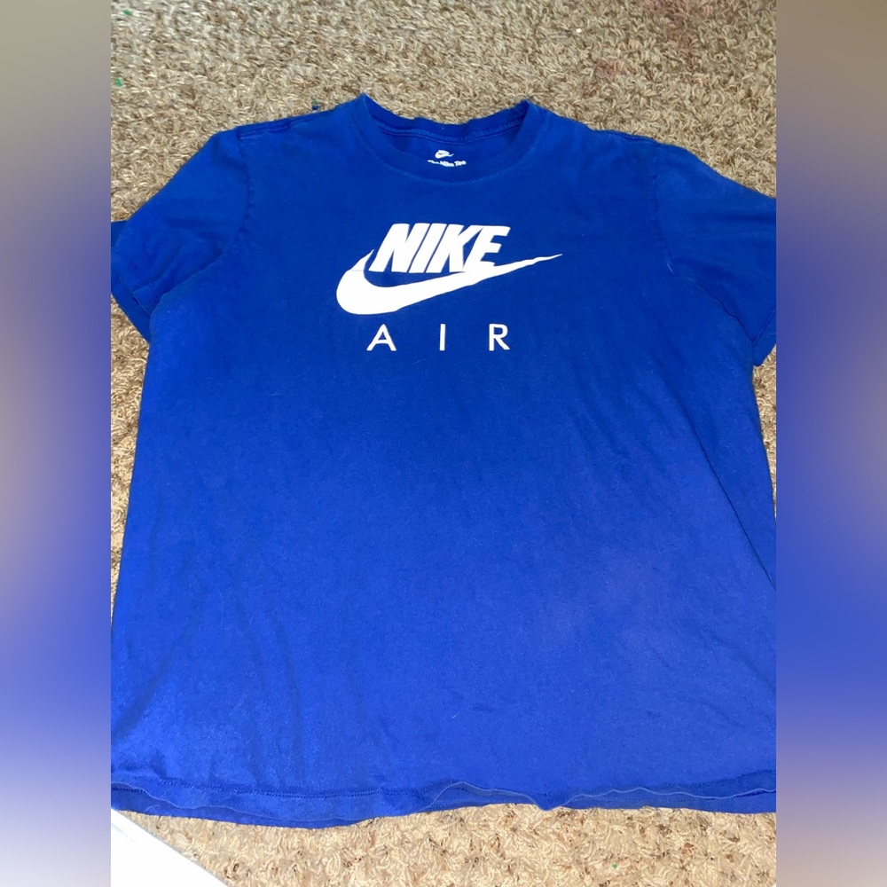 Nike men’s shirt blue and white